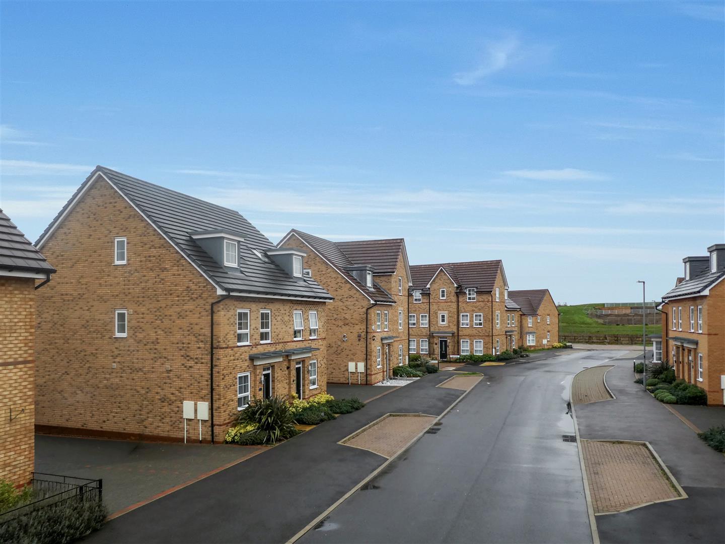 Defiance Avenue, Brooklands, Milton Keynes